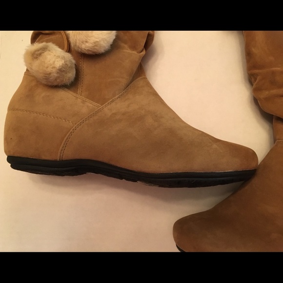 New Cute Camel Fur Boots - Picture 6 of 9